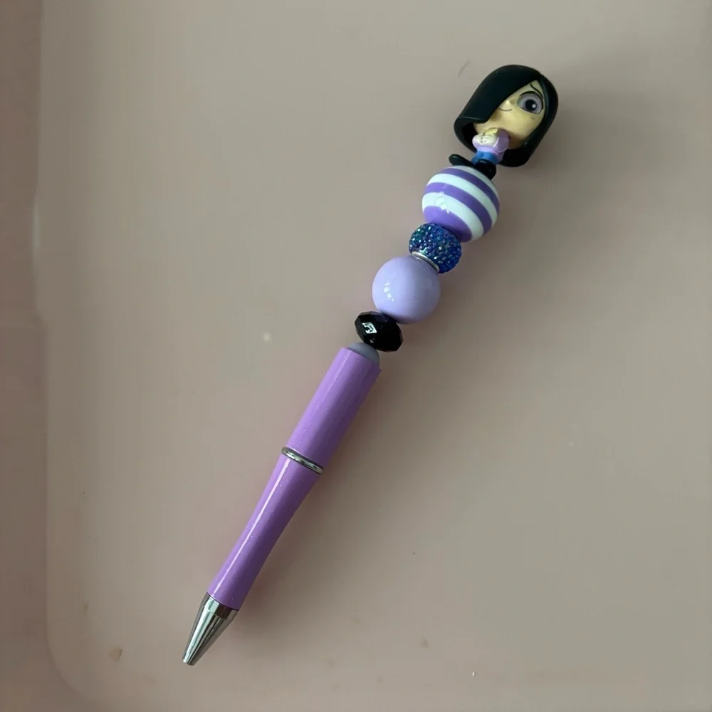 Disney Doorables: The Incredibles: Violet as girl handmade beaded pen